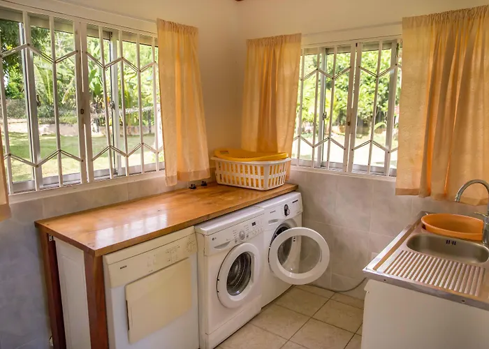 The Orchard Grand Anse (Mahe)