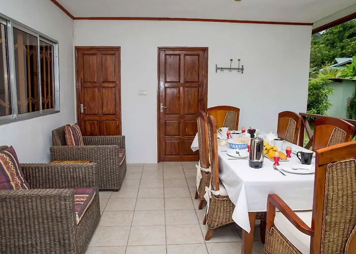 The Orchard Bed & Breakfast Grand Anse (Mahe)