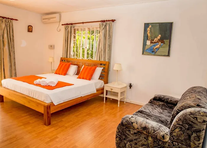 The Orchard Bed & Breakfast Grand Anse (Mahe)