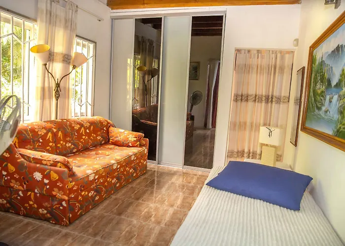 The Orchard 4*