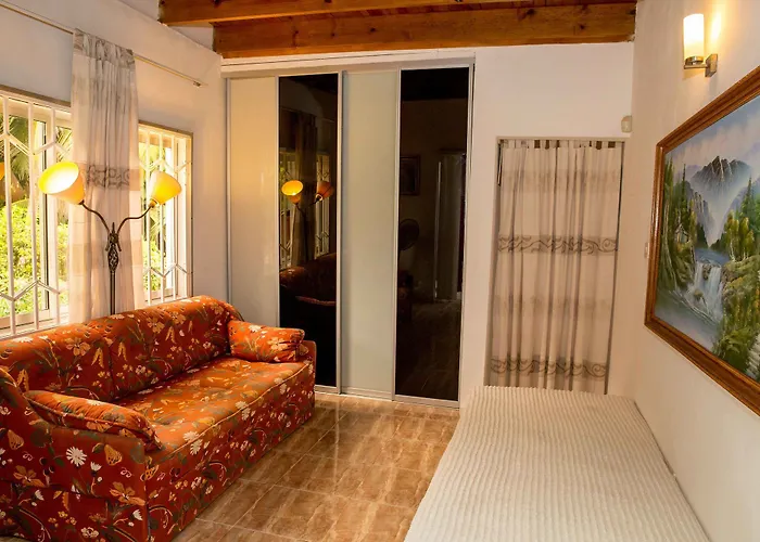 The Orchard Bed & Breakfast 4*